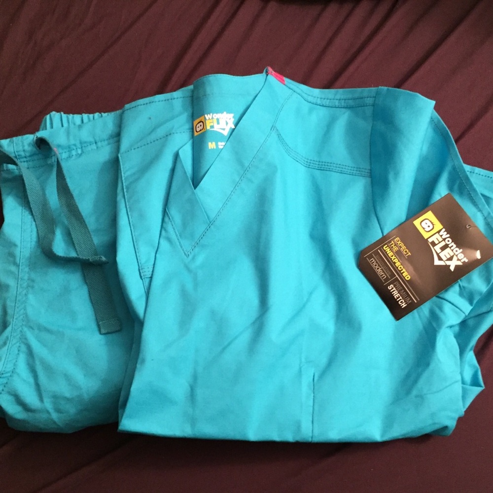 WonderWink Wonderflex Aqua Scrub Set